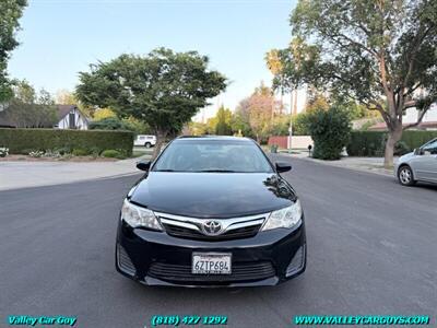 2012 Toyota Camry LE   - Photo 2 - Reseda, CA 91335