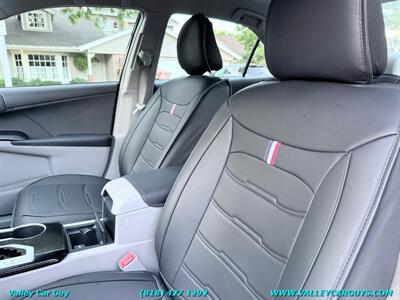 2012 Toyota Camry LE - Photo 14 - Reseda, CA 91335