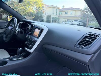 2013 Kia Optima SX   - Photo 10 - Reseda, CA 91335