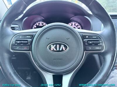2016 Kia Optima EX   - Photo 11 - Reseda, CA 91335