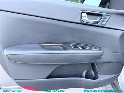 2016 Kia Optima EX   - Photo 20 - Reseda, CA 91335