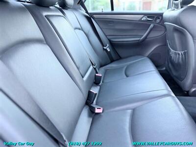 2004 Mercedes-Benz C 230 Kompressor   - Photo 19 - Reseda, CA 91335