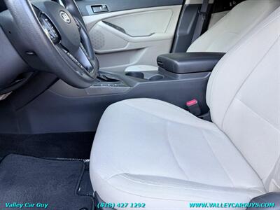 2012 Kia Optima LX   - Photo 13 - Reseda, CA 91335