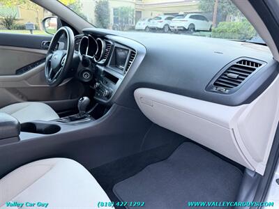 2012 Kia Optima LX   - Photo 10 - Reseda, CA 91335