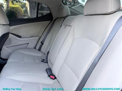 2012 Kia Optima LX   - Photo 19 - Reseda, CA 91335