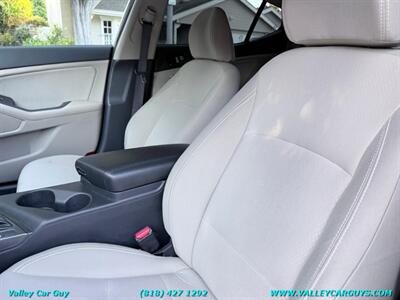 2012 Kia Optima LX   - Photo 14 - Reseda, CA 91335