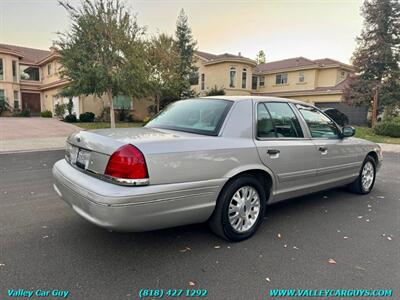 2004 Ford Crown Victoria LX   - Photo 4 - Reseda, CA 91335