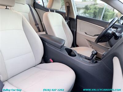 2015 Kia Optima Hybrid LX - Photo 14 - Reseda, CA 91335