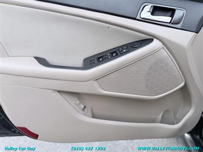 2015 Kia Optima Hybrid LX - Photo 22 - Reseda, CA 91335