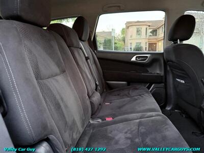 2013 Nissan Pathfinder SV - Photo 20 - Reseda, CA 91335