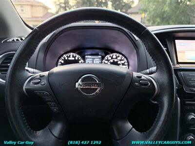 2013 Nissan Pathfinder SV - Photo 15 - Reseda, CA 91335