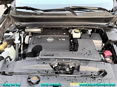 2013 Nissan Pathfinder SV - Photo 29 - Reseda, CA 91335