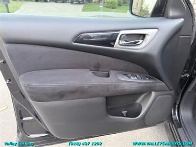 2013 Nissan Pathfinder SV - Photo 24 - Reseda, CA 91335