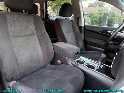 2013 Nissan Pathfinder SV - Photo 12 - Reseda, CA 91335