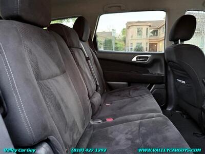 2013 Nissan Pathfinder SV - Photo 20 - Reseda, CA 91335