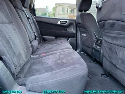 2013 Nissan Pathfinder SV - Photo 23 - Reseda, CA 91335