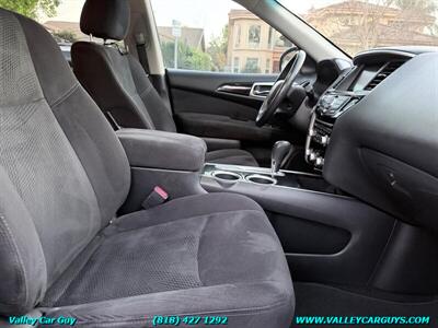 2013 Nissan Pathfinder SV - Photo 11 - Reseda, CA 91335