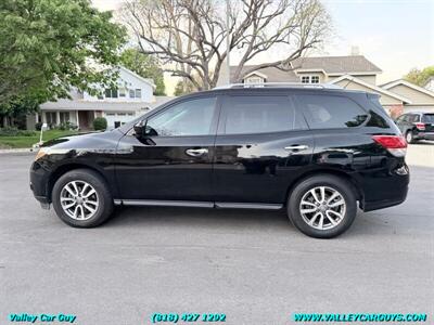 2013 Nissan Pathfinder SV - Photo 8 - Reseda, CA 91335