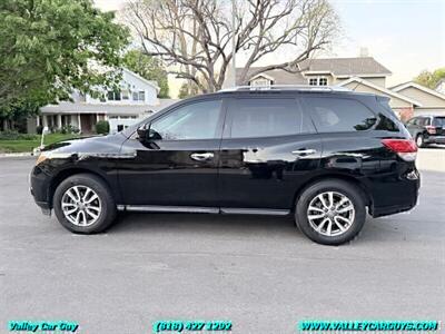 2013 Nissan Pathfinder SV - Photo 8 - Reseda, CA 91335