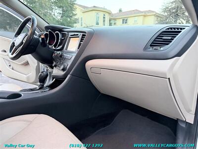 2012 Kia Optima EX - Photo 10 - Reseda, CA 91335