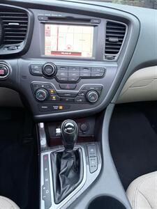 2012 Kia Optima EX - Photo 19 - Reseda, CA 91335