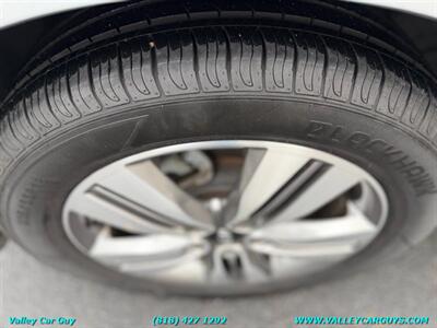 2014 Hyundai TUCSON Limited - Photo 36 - Reseda, CA 91335