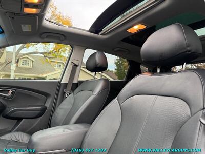 2014 Hyundai TUCSON Limited - Photo 15 - Reseda, CA 91335