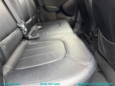 2014 Hyundai TUCSON Limited - Photo 24 - Reseda, CA 91335