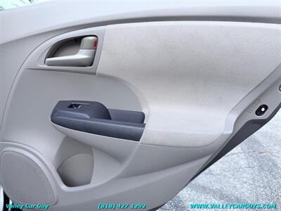2010 Honda Insight EX - Photo 23 - Reseda, CA 91335