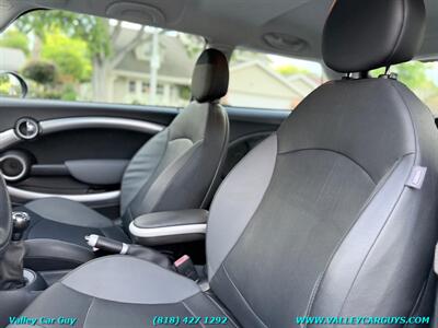 2007 MINI Cooper S S - Photo 13 - Reseda, CA 91335