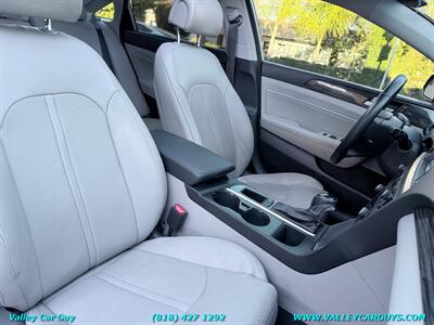 2015 Hyundai SONATA Limited   - Photo 13 - Reseda, CA 91335