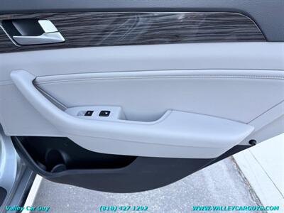 2015 Hyundai SONATA Limited   - Photo 30 - Reseda, CA 91335
