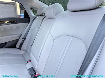 2015 Hyundai SONATA Limited   - Photo 26 - Reseda, CA 91335