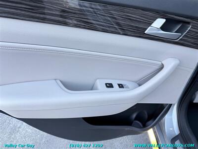 2015 Hyundai SONATA Limited   - Photo 28 - Reseda, CA 91335