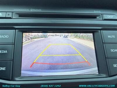 2015 Hyundai SONATA Limited   - Photo 14 - Reseda, CA 91335