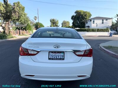 2013 Hyundai SONATA GLS - Photo 5 - Reseda, CA 91335