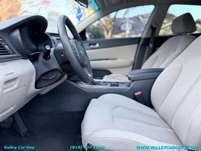 2016 Kia Optima LX   - Photo 11 - Reseda, CA 91335