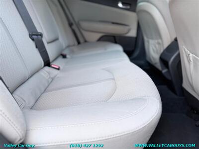 2016 Kia Optima LX   - Photo 21 - Reseda, CA 91335