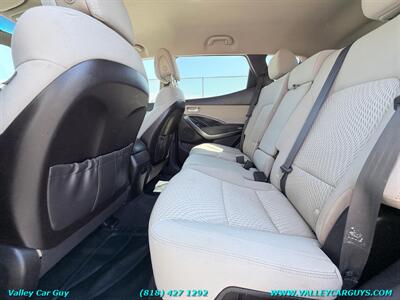 2018 Hyundai SANTA FE Sport 2.4L   - Photo 16 - Reseda, CA 91335