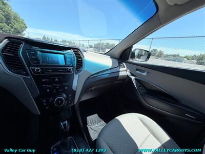2018 Hyundai SANTA FE Sport 2.4L   - Photo 15 - Reseda, CA 91335