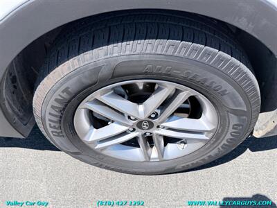 2018 Hyundai SANTA FE Sport 2.4L   - Photo 21 - Reseda, CA 91335