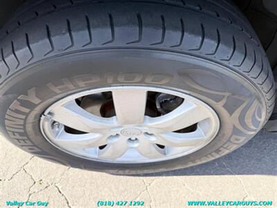 2012 Kia Sorento LX - Photo 22 - Reseda, CA 91335