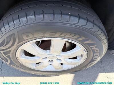 2012 Kia Sorento LX - Photo 24 - Reseda, CA 91335