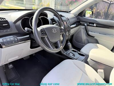 2012 Kia Sorento LX - Photo 11 - Reseda, CA 91335
