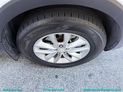 2016 Kia Sorento LX   - Photo 25 - Reseda, CA 91335