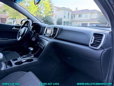 2017 Kia Sportage LX - Photo 9 - Reseda, CA 91335
