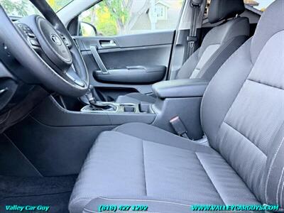 2017 Kia Sportage LX - Photo 13 - Reseda, CA 91335