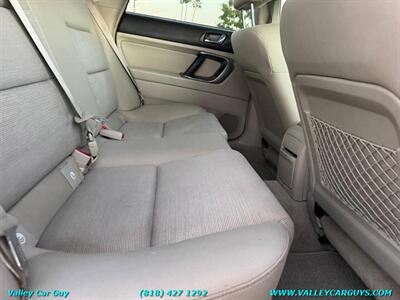 2007 Subaru Outback 2.5i Basic   - Photo 17 - Reseda, CA 91335