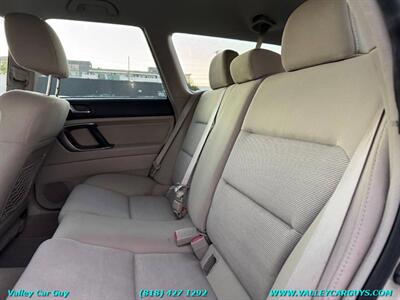 2007 Subaru Outback 2.5i Basic   - Photo 18 - Reseda, CA 91335