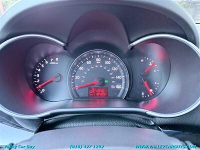 2014 Kia Sorento LX   - Photo 14 - Reseda, CA 91335